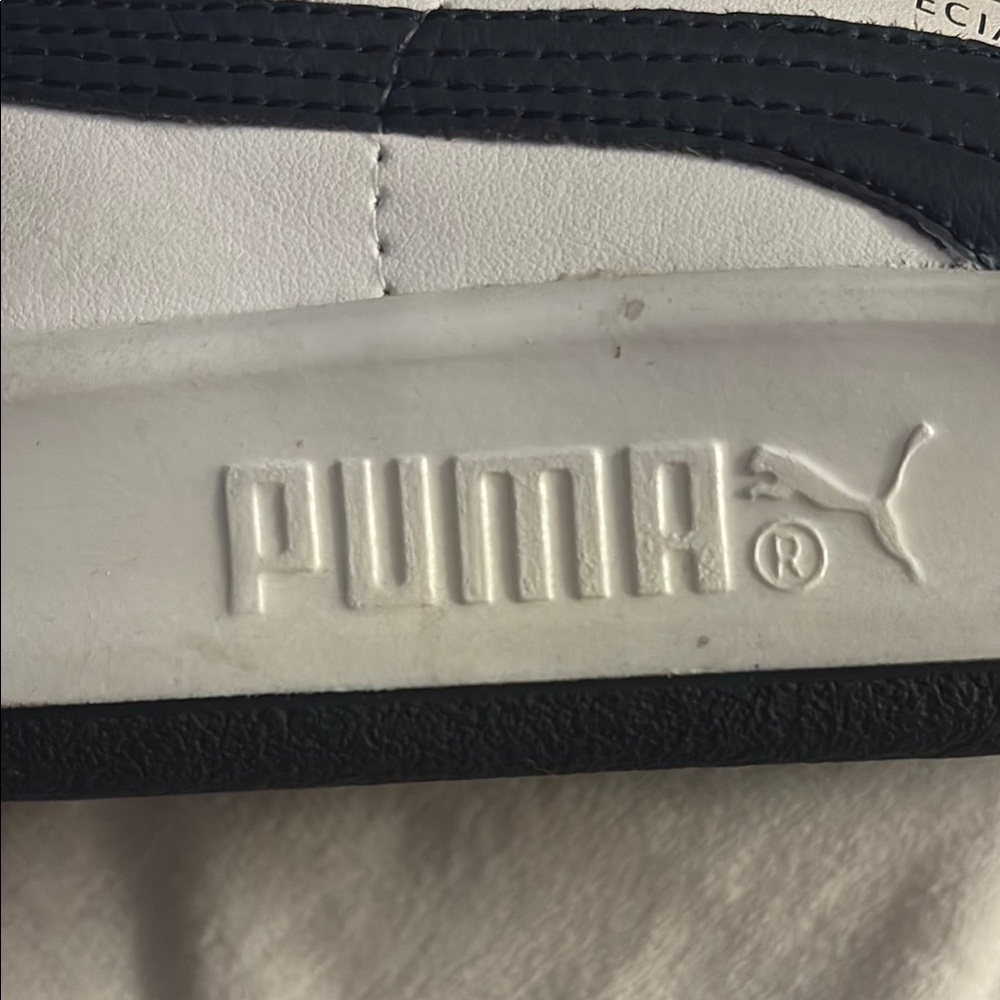 Puma White and Dark Blue GV Special Sneakers with Classic Low-Top Design‎ - Picture 2 of 6